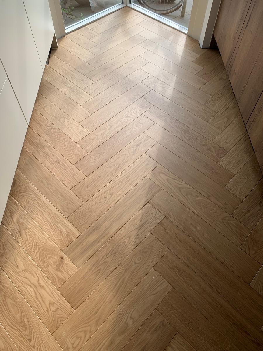 Visgraat kleurverdiepende grondlak Eco Super Intense 2K + Eco Wood 2K